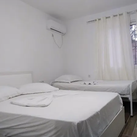 Condo Rentals Apartmán Sarandë